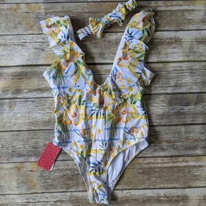 Nwt Tropical Flower Ruffle Swimsuit Medium